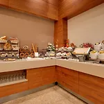 فندق بايا