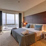 Baia Hotel 5*